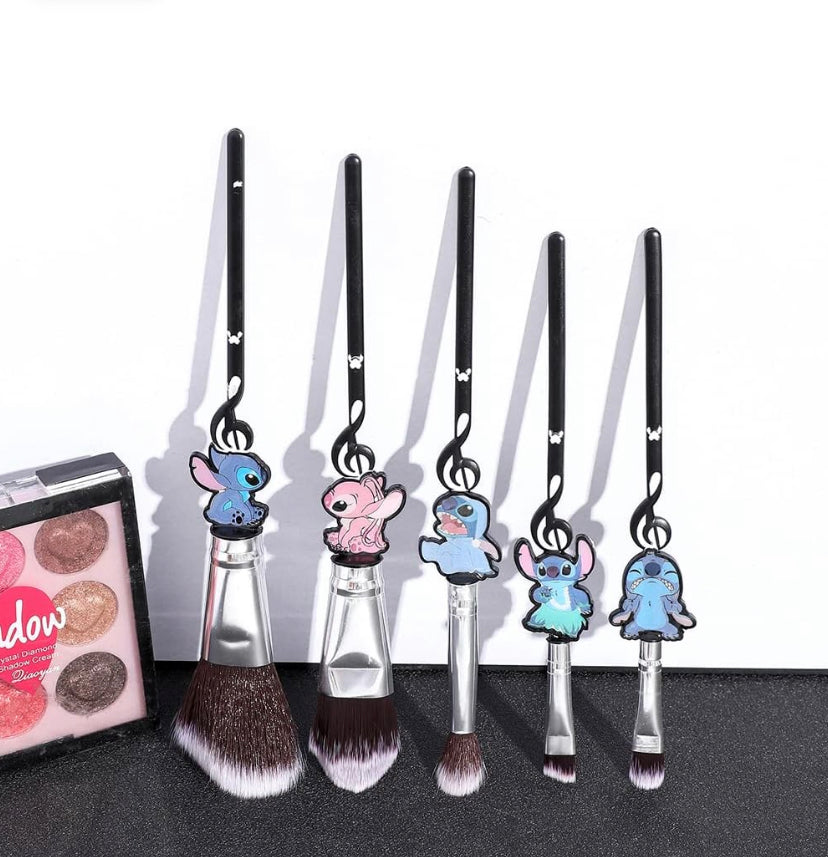 Stitch Make Up Brushes